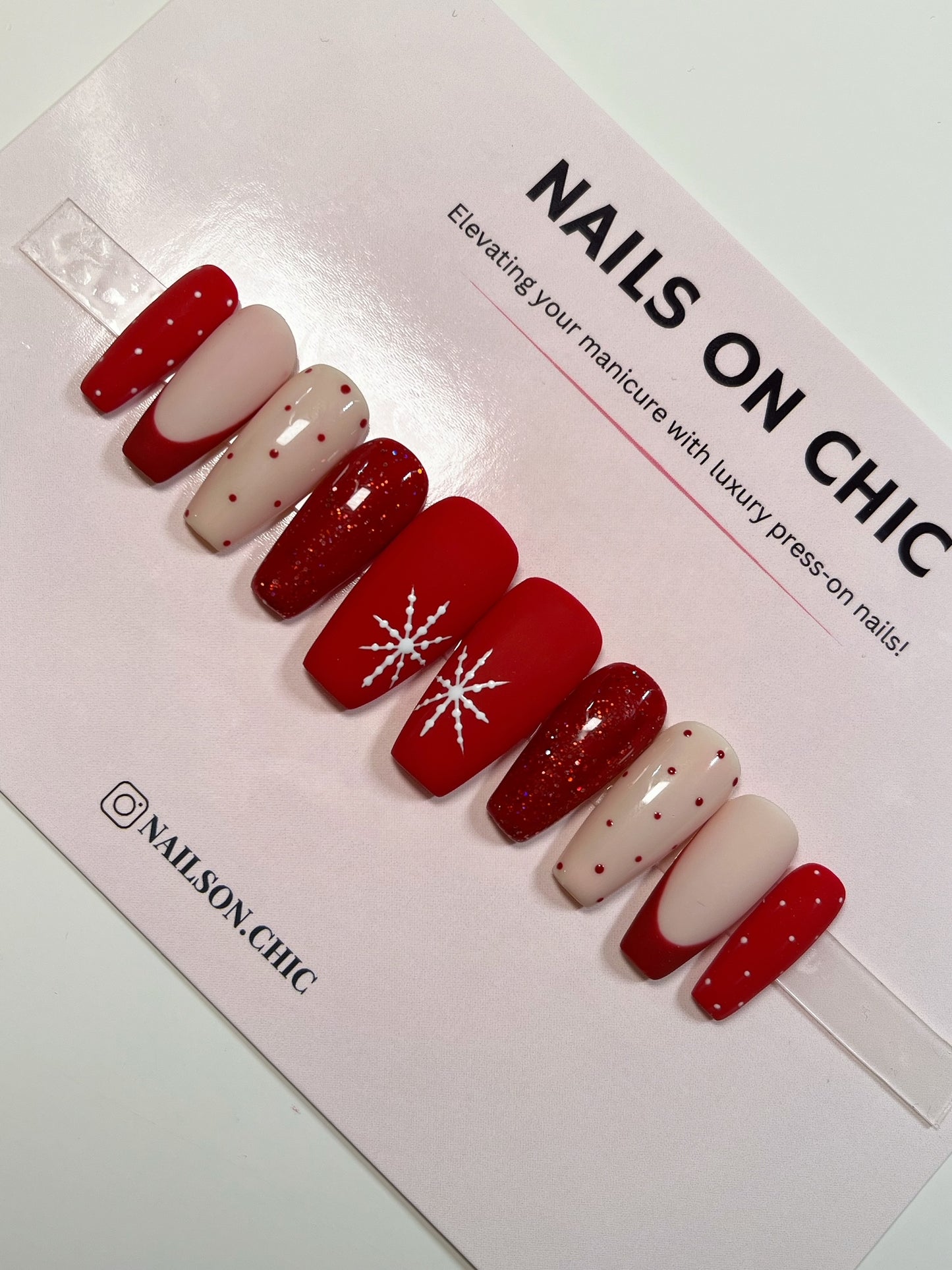 Red Mixed Snowy Christmas Nails